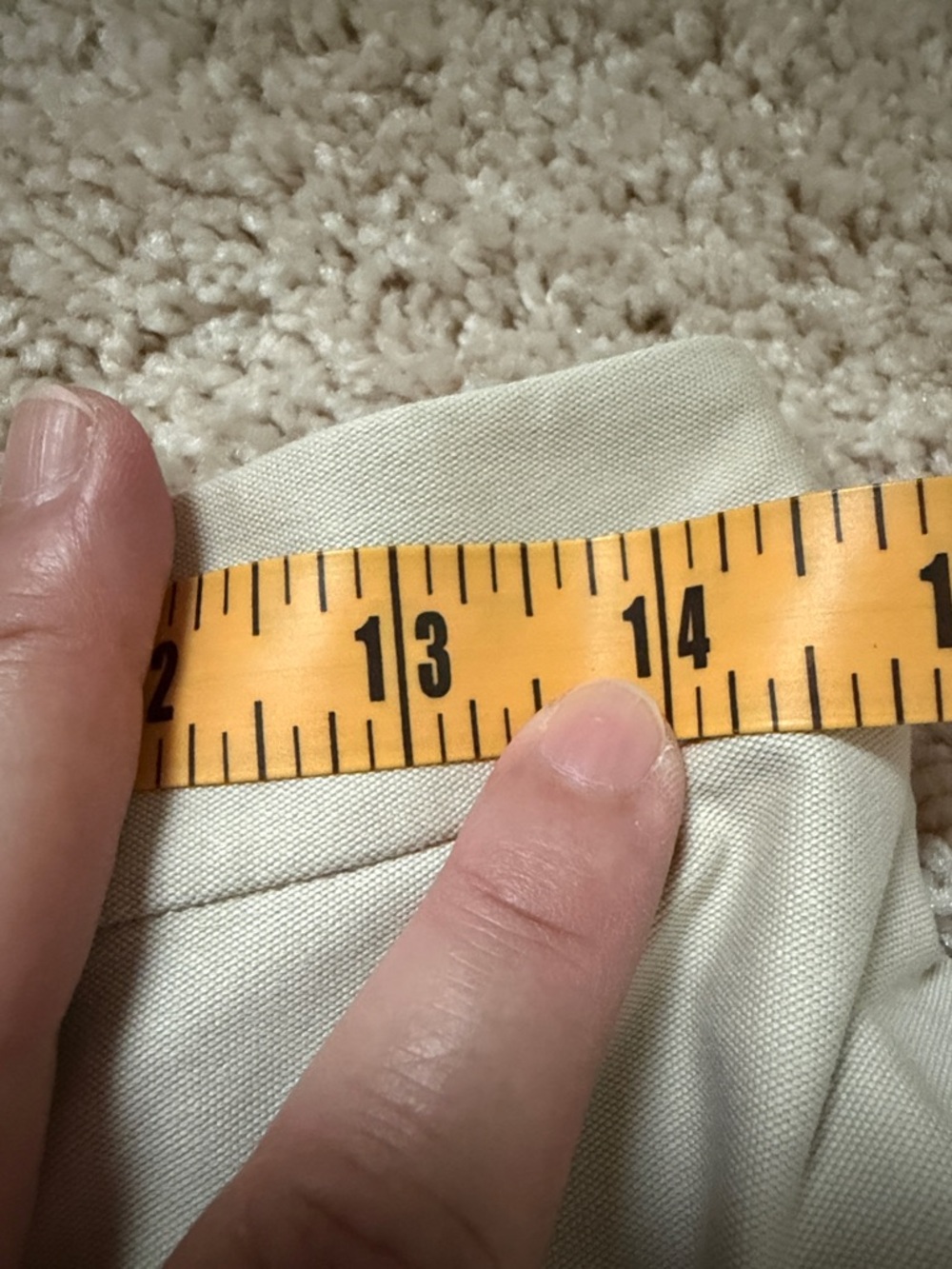 lululemon athletica Women's Cargo Pants in Light Tan - Picture 4 of 6
